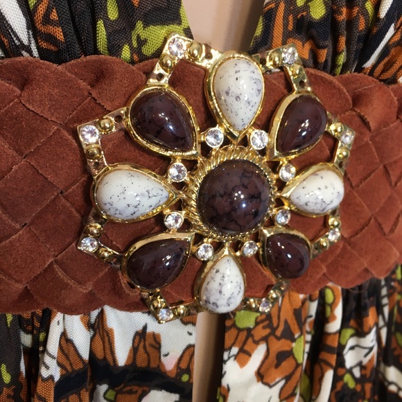 Skye Fall Colors Paisley Top w/ Statement Belt - Picture 6 of 8